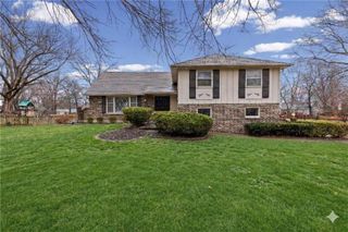 10505 Belinder Road, Leawood, KS 66206
