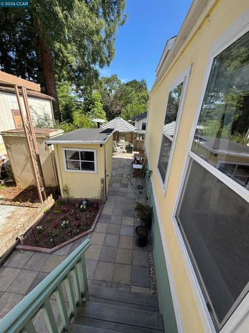 930 Rosedale Ave SPC 19, Capitola, CA 95010