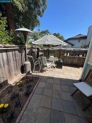 930 Rosedale Ave SPC 19, Capitola, CA 95010