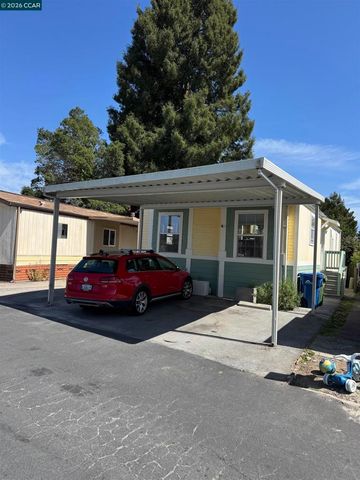 930 Rosedale Ave SPC 19, Capitola, CA 95010