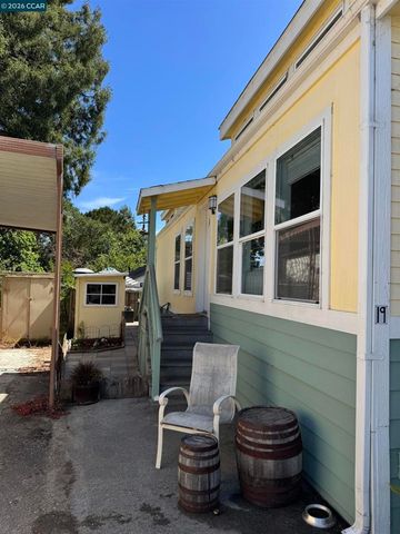 930 Rosedale Ave SPC 19, Capitola, CA 95010