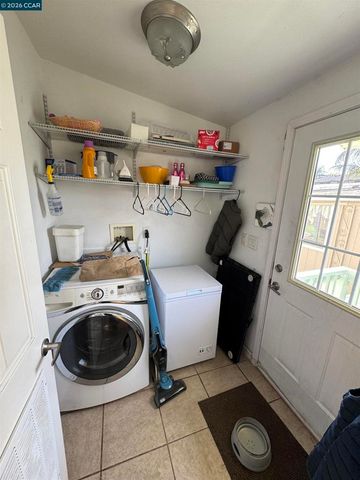 930 Rosedale Ave SPC 19, Capitola, CA 95010