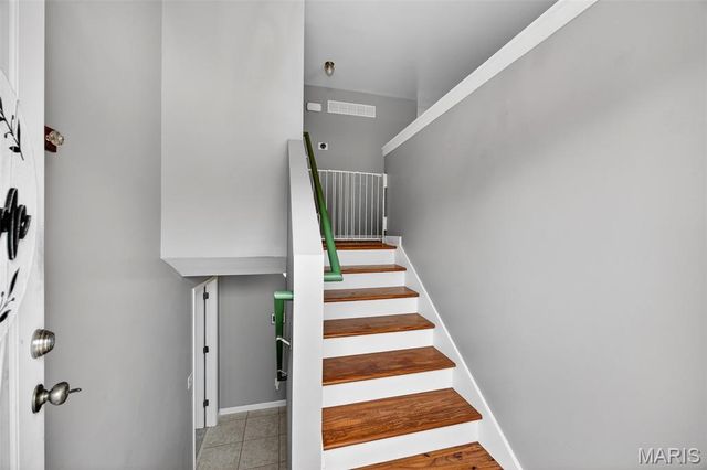 38 Shady Tree Court, Winfield, MO 63389