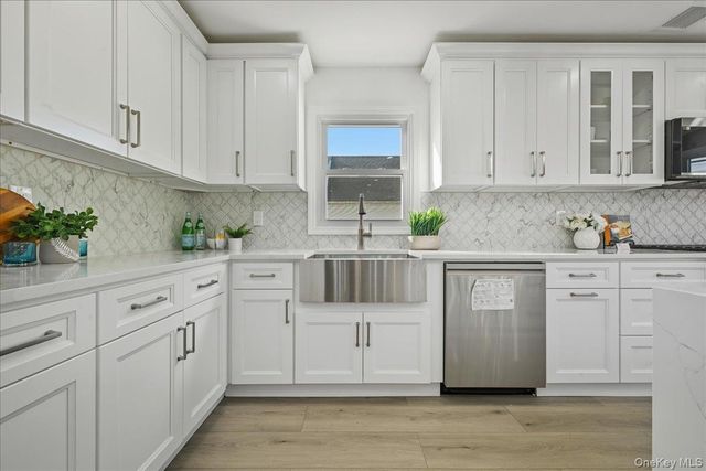 1050 Hastings Street, Baldwin, NY 11510