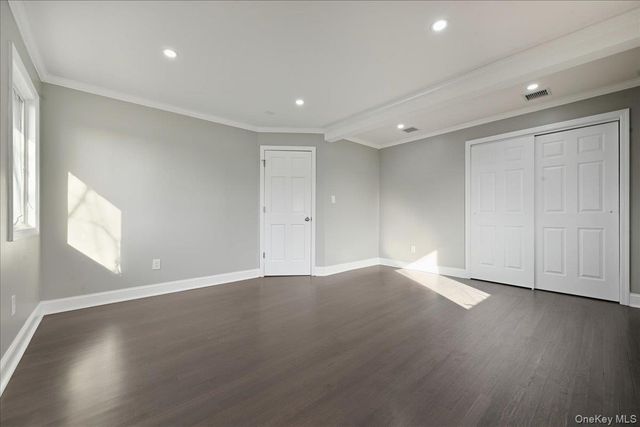 1050 Hastings Street, Baldwin, NY 11510