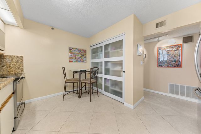 3420 S OCEAN Boulevard 8T, Highland Beach, FL 33487