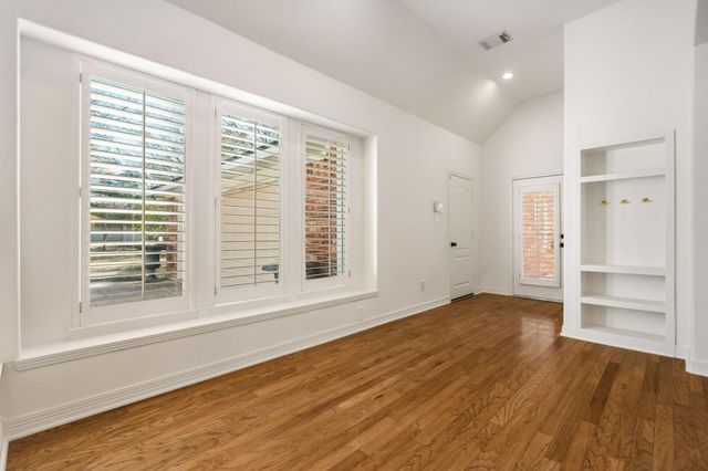 12027 Water Oak Drive, Magnolia, TX 77354