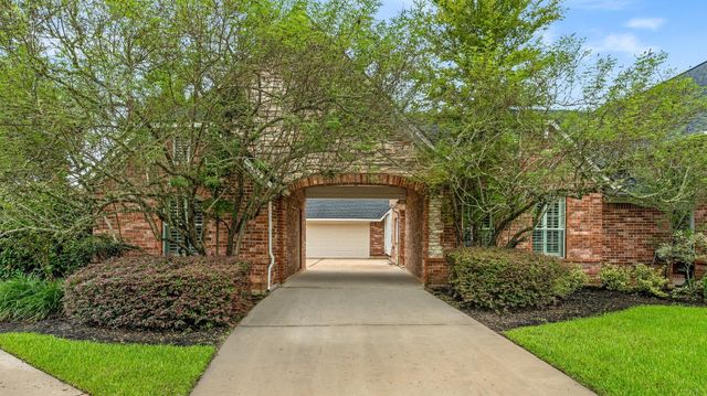 12027 Water Oak Drive, Magnolia, TX 77354