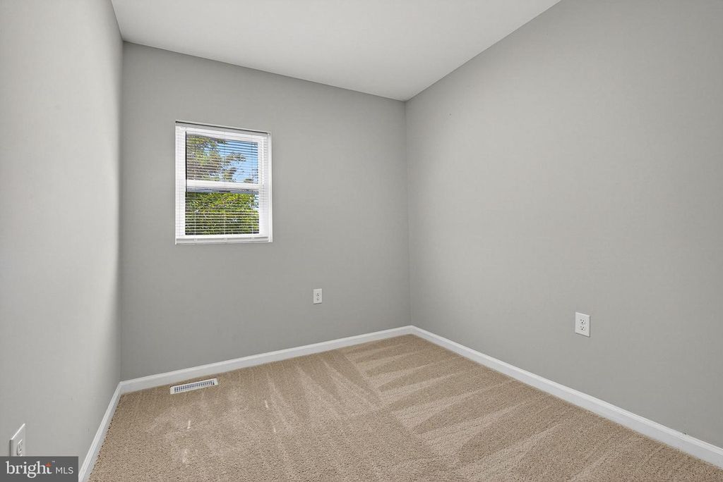 Image 12 of property listing at 3107 INDEPENDENCE ST, Baltimore, MD 21218