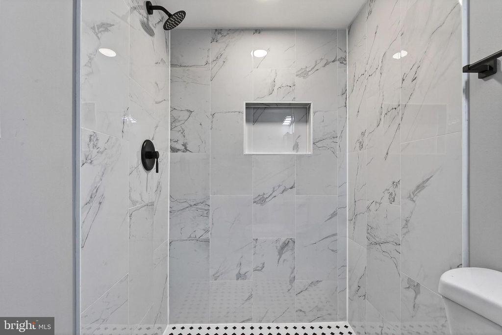 Image 23 of property listing at 3107 INDEPENDENCE ST, Baltimore, MD 21218