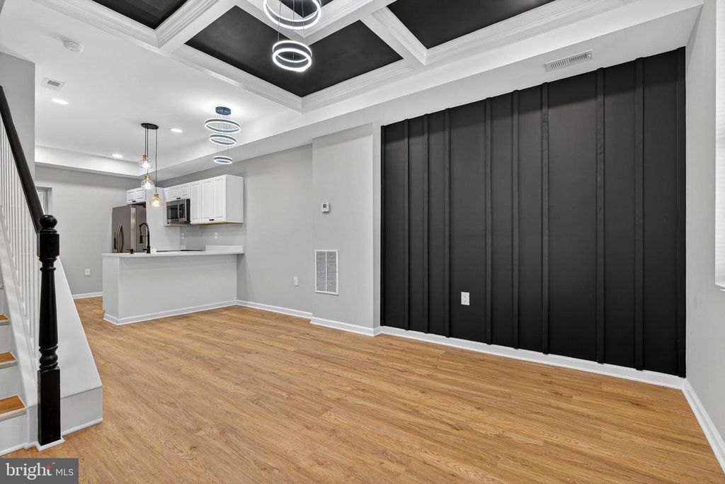 Image 5 of property listing at 3107 INDEPENDENCE ST, Baltimore, MD 21218