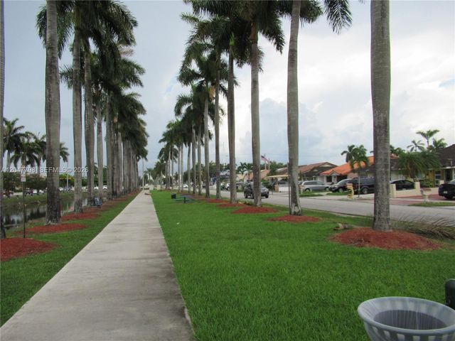 11530 NW 87th Court, Hialeah Gardens, FL 33018
