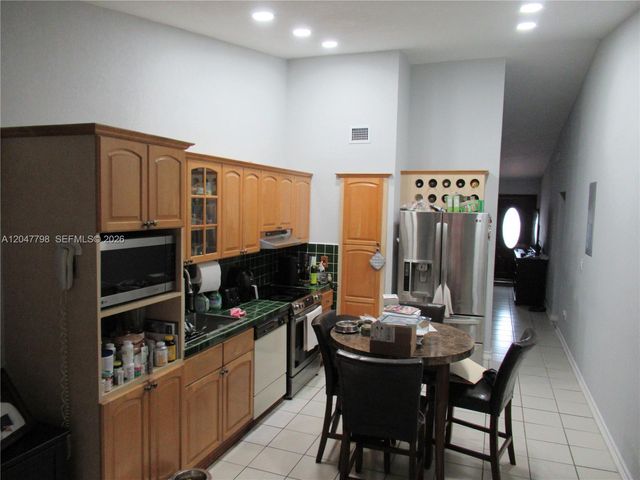 11530 NW 87th Court, Hialeah Gardens, FL 33018
