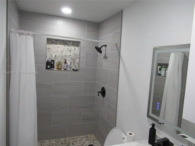 11530 NW 87th Court, Hialeah Gardens, FL 33018