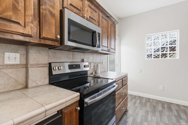 9140 Sailfish Dr, San Antonio, TX 78006