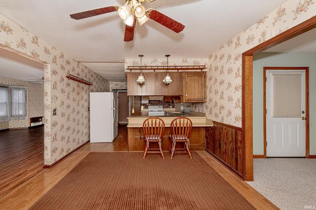 1266 Westgate Avenue, Columbia City, IN 46725