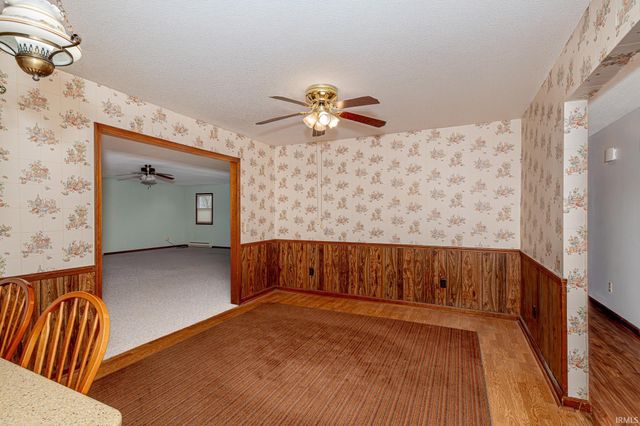 1266 Westgate Avenue, Columbia City, IN 46725