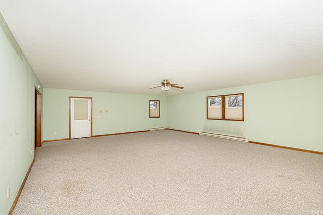 1266 Westgate Avenue, Columbia City, IN 46725