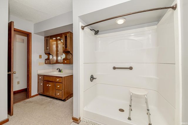 1266 Westgate Avenue, Columbia City, IN 46725