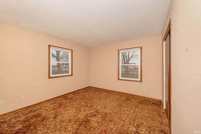 1266 Westgate Avenue, Columbia City, IN 46725