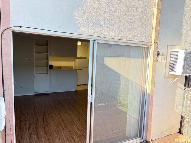 5585 E Pacific Coast Highway 125, Long Beach, CA 90804