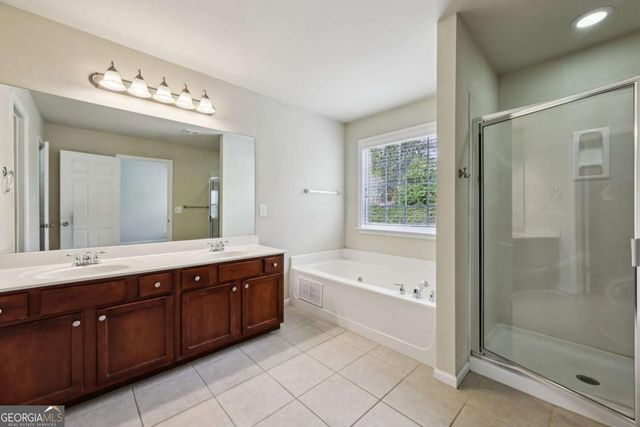 462 Rutlidge Park Lane, Suwanee, GA 30024