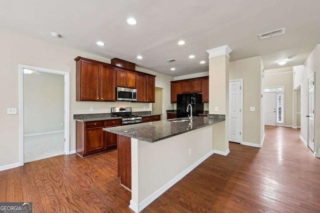 462 Rutlidge Park Lane, Suwanee, GA 30024