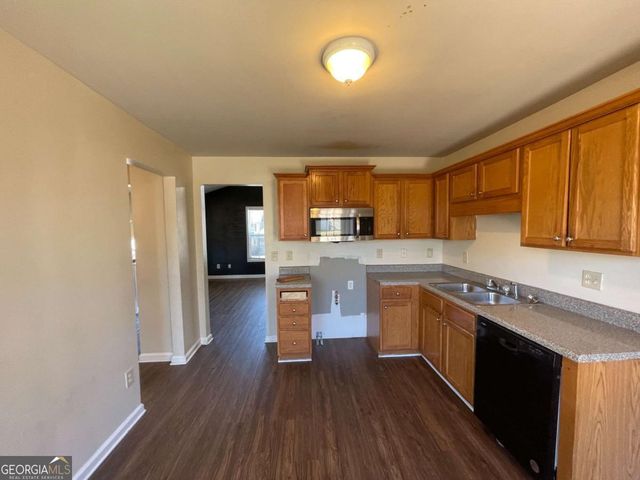 7510 Grayson Bridge Circle, Douglasville, GA 30134