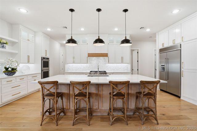 6615 E 123rd Place S, Bixby, OK 74008