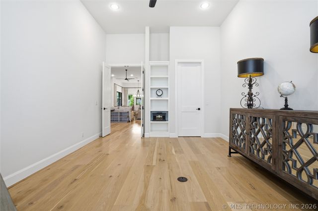 6615 E 123rd Place S, Bixby, OK 74008