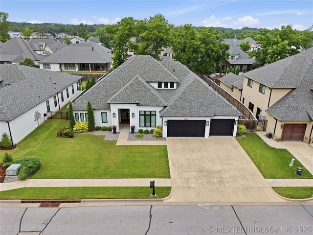 6615 E 123rd Place S, Bixby, OK 74008