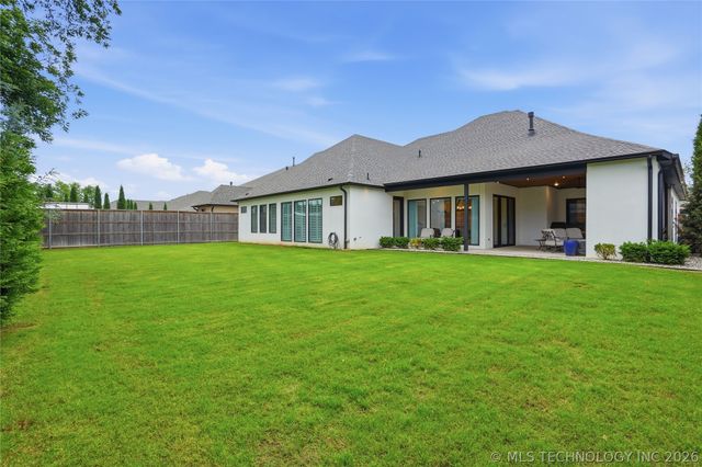 6615 E 123rd Place S, Bixby, OK 74008