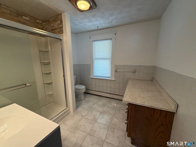 95 Park Avenue, Derby, CT 06418