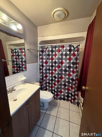 95 Park Avenue, Derby, CT 06418