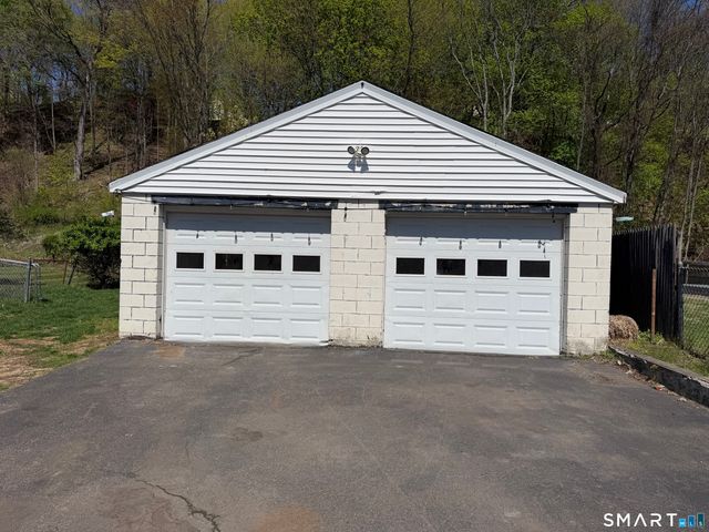 95 Park Avenue, Derby, CT 06418