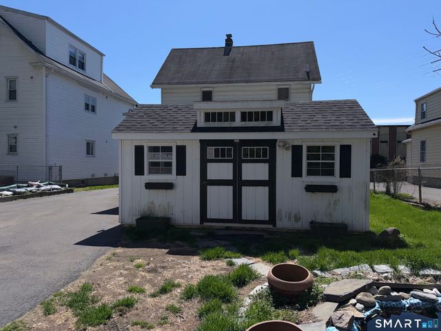 95 Park Avenue, Derby, CT 06418