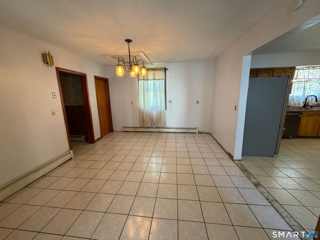 95 Park Avenue, Derby, CT 06418