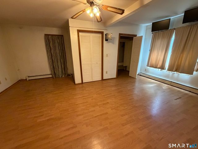 95 Park Avenue, Derby, CT 06418