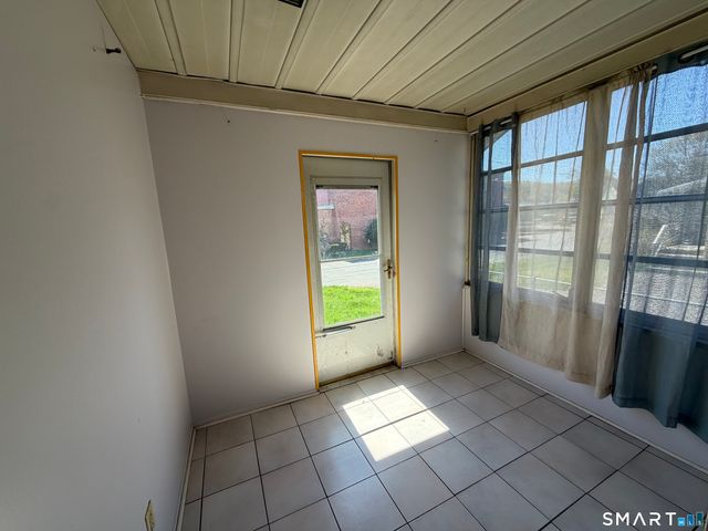 95 Park Avenue, Derby, CT 06418