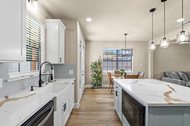 919 SW 3rd Avenue, Mineral Wells, TX 76067