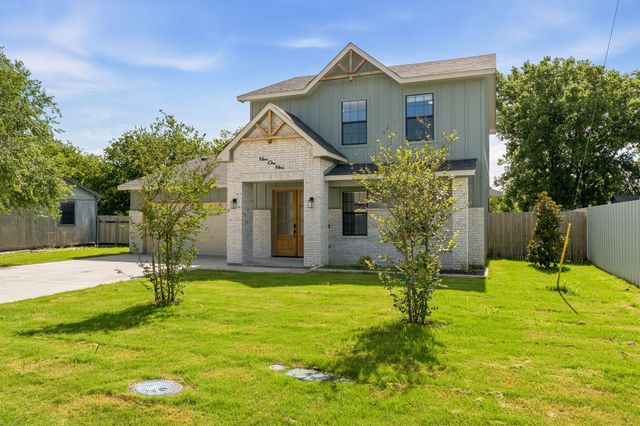 919 SW 3rd Avenue, Mineral Wells, TX 76067