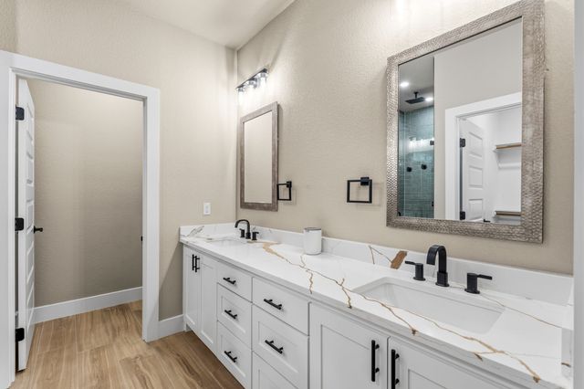 919 SW 3rd Avenue, Mineral Wells, TX 76067