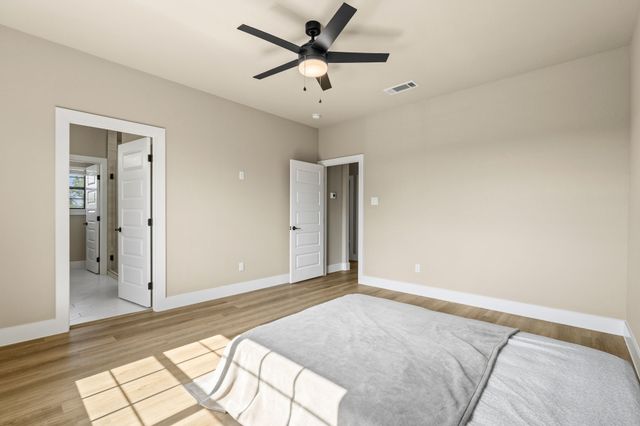 919 SW 3rd Avenue, Mineral Wells, TX 76067