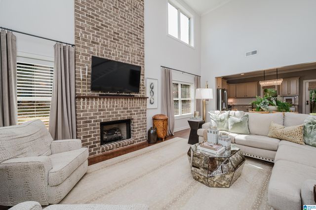 180 LAKE CHELSEA DRIVE, Chelsea, AL 35043