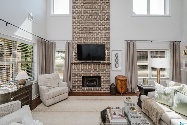 180 LAKE CHELSEA DRIVE, Chelsea, AL 35043