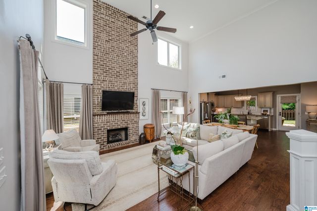180 LAKE CHELSEA DRIVE, Chelsea, AL 35043