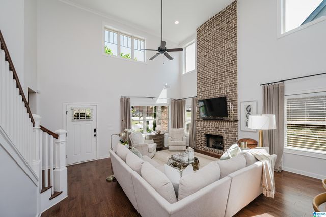 180 LAKE CHELSEA DRIVE, Chelsea, AL 35043