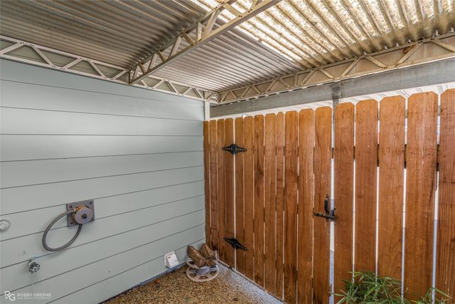 10101 Salinas Drive, Shreveport, LA 71115