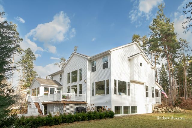 8705 Bentham Court, Courtland Twp, MI 49341