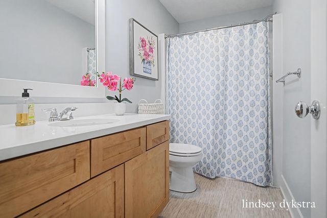 8705 Bentham Court, Courtland Twp, MI 49341